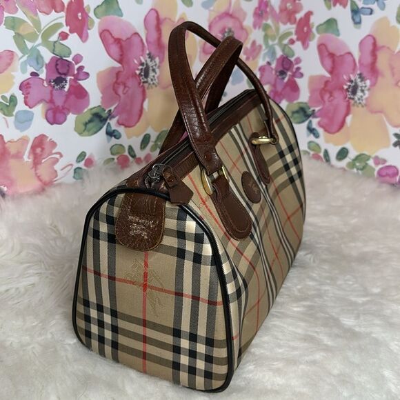 💯Authentic Burberrys Boston Handbag🍀 - Picture 9 of 17